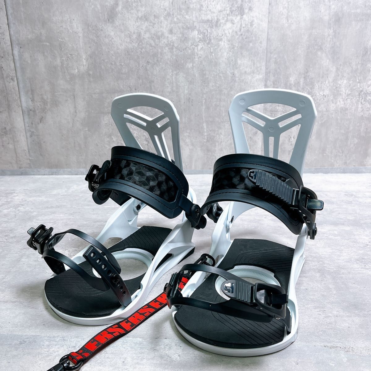 ほぼ UNION スノーボード ビンディング バインディング FLIGHTPRO Mサイズ 最軽量