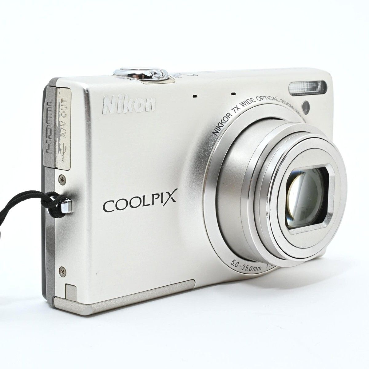1119＜良品＞ NikonデジタルカメラCOOLPIX S6100 シャンパンシルバー