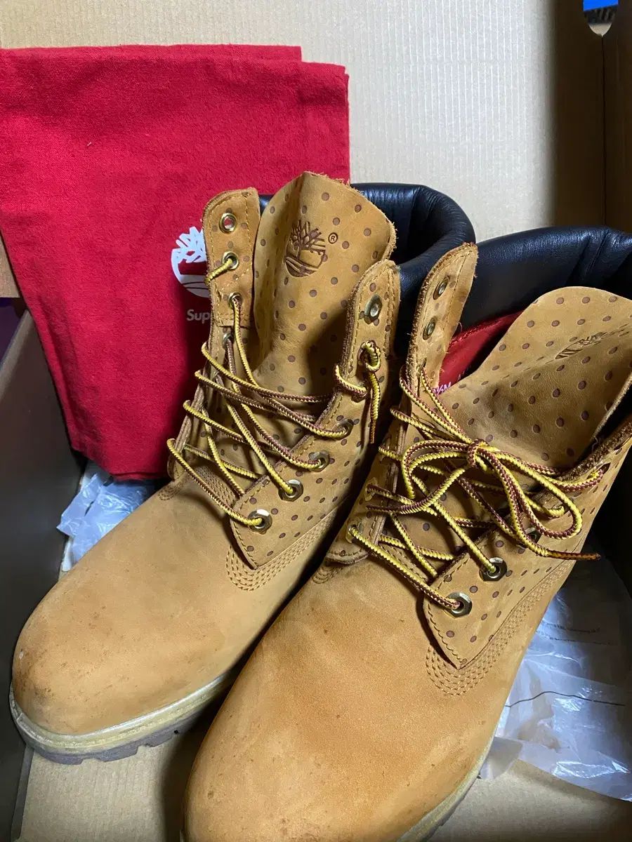 Timberland x COMME des GARCONS Supreme 285