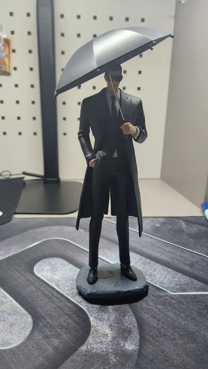 LOOKISM(外見至上主義) パク・ジョンゴン Gun Park フィギュア - メルカリ