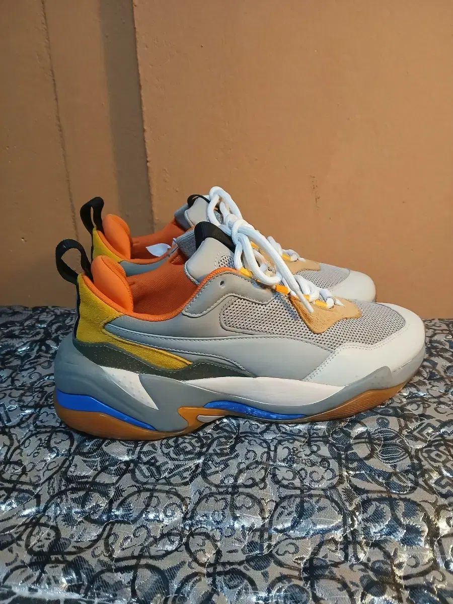 プーマ サンダー スペクトラ 270 mm