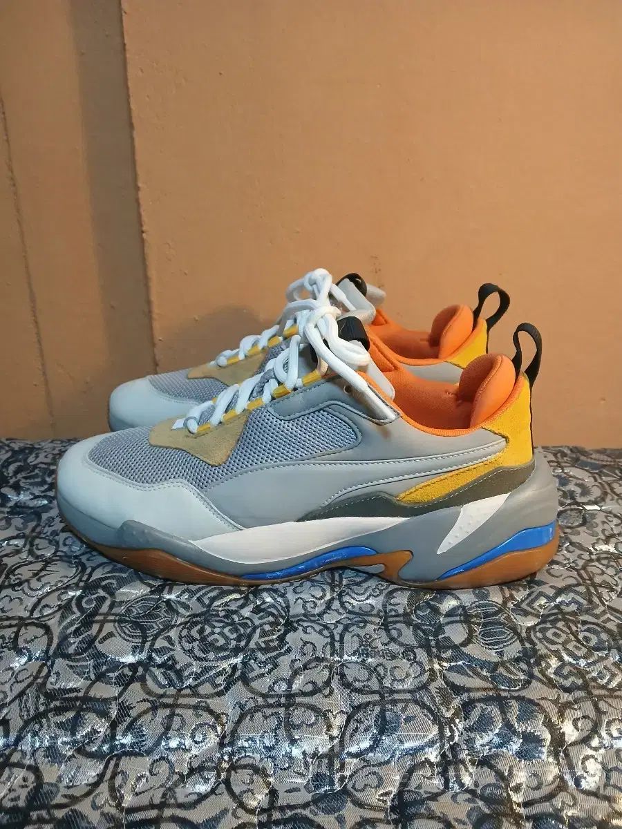 プーマ サンダー スペクトラ 270 mm