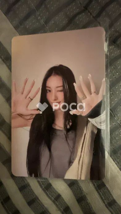 MEOVV ミヤオ 가원 MY EYES OPEN VVIDE 公開放送 サノク トレカ - メルカリ