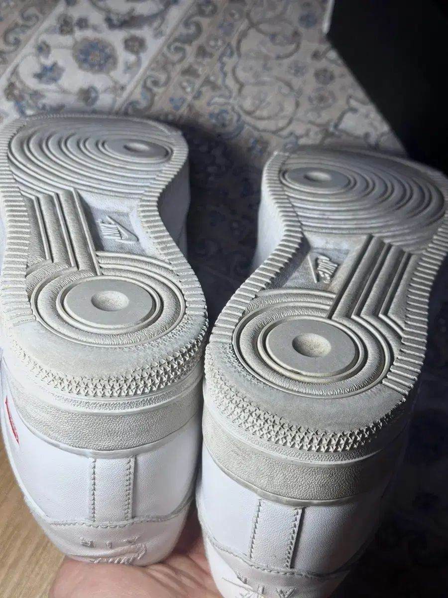 ナイキ シュプリーム