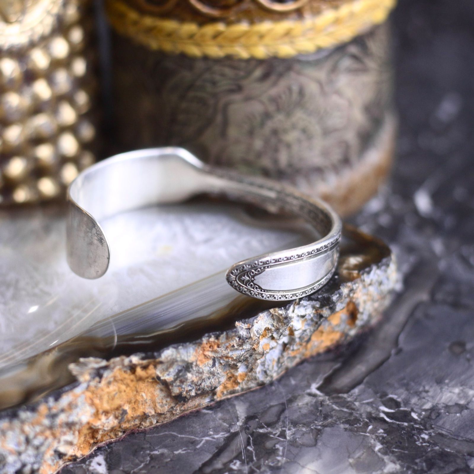 シルバー 彫刻 バターナイフバングル シルバー 彫刻 バターナイフバングル バターナイフバングルのラインナップ