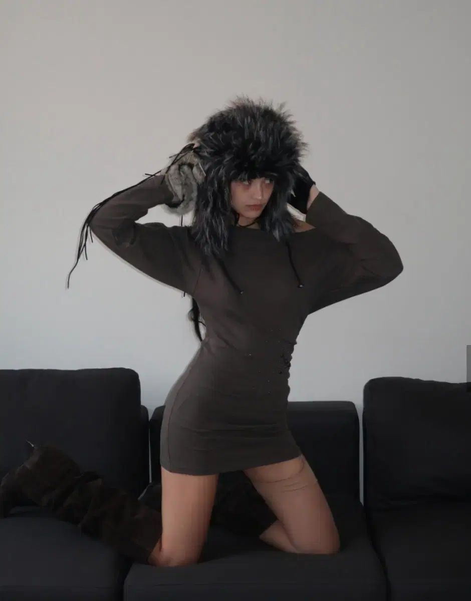 BN from スタッズ スリーブ ONE PIECE オフショルダー Pleasenofollow カインダミ カーキ POINT