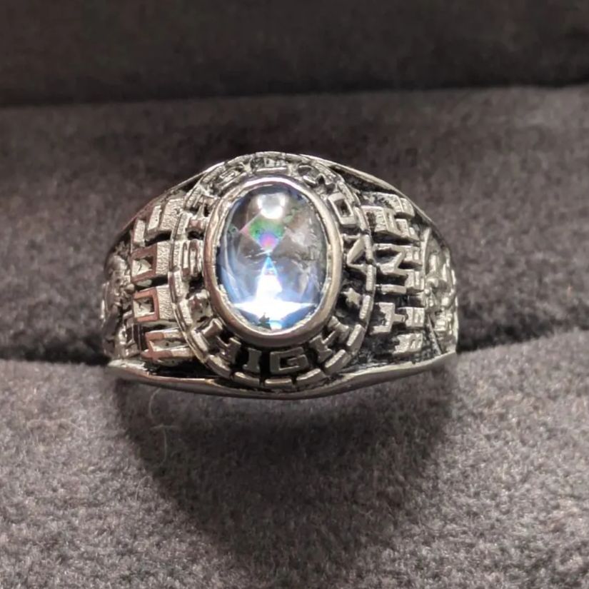 カレッジリング スターリングシルバー 925 ヴィンテージ 2004年 10号 ACCR社製 ピンキー TINA BE SAFE