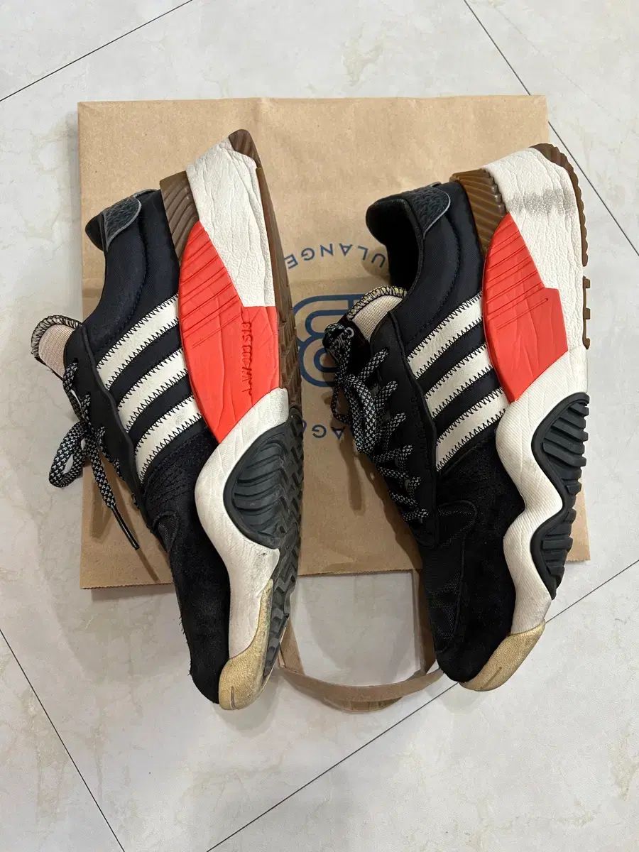 アレキサンダーワング ターンアウト