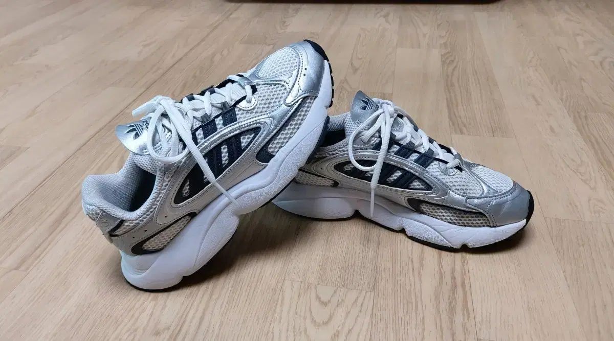 メルカリ市価格　アズルクス＆アズシエル らくらくメルカリ便最安値！悪魔聖霊ジェミニアス サインシークレット