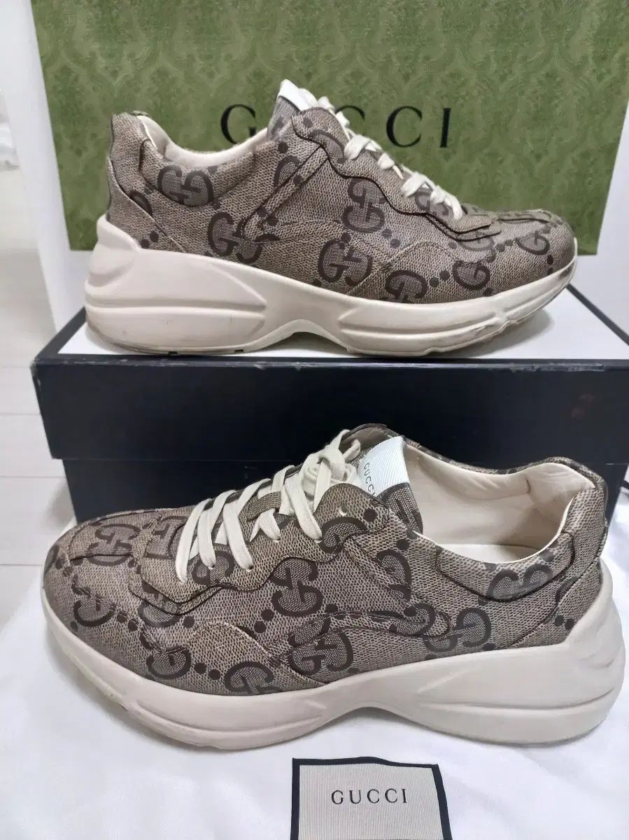 A 9 280 285グッチ ライトン 定価140万円台 エボニー 100周年 モデル