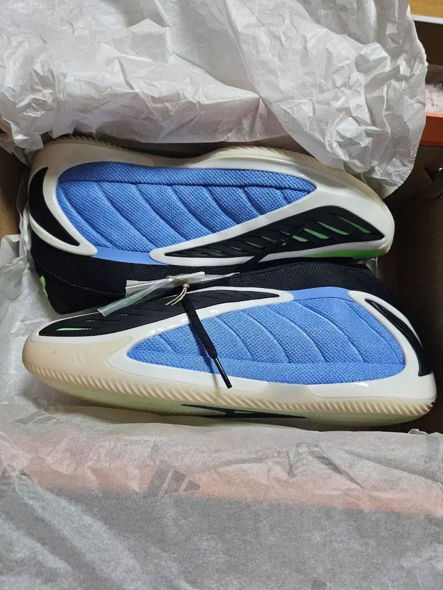 アディダス AE2 アンソニー・エドワーズ 27.5cm バスケシューズ（送料