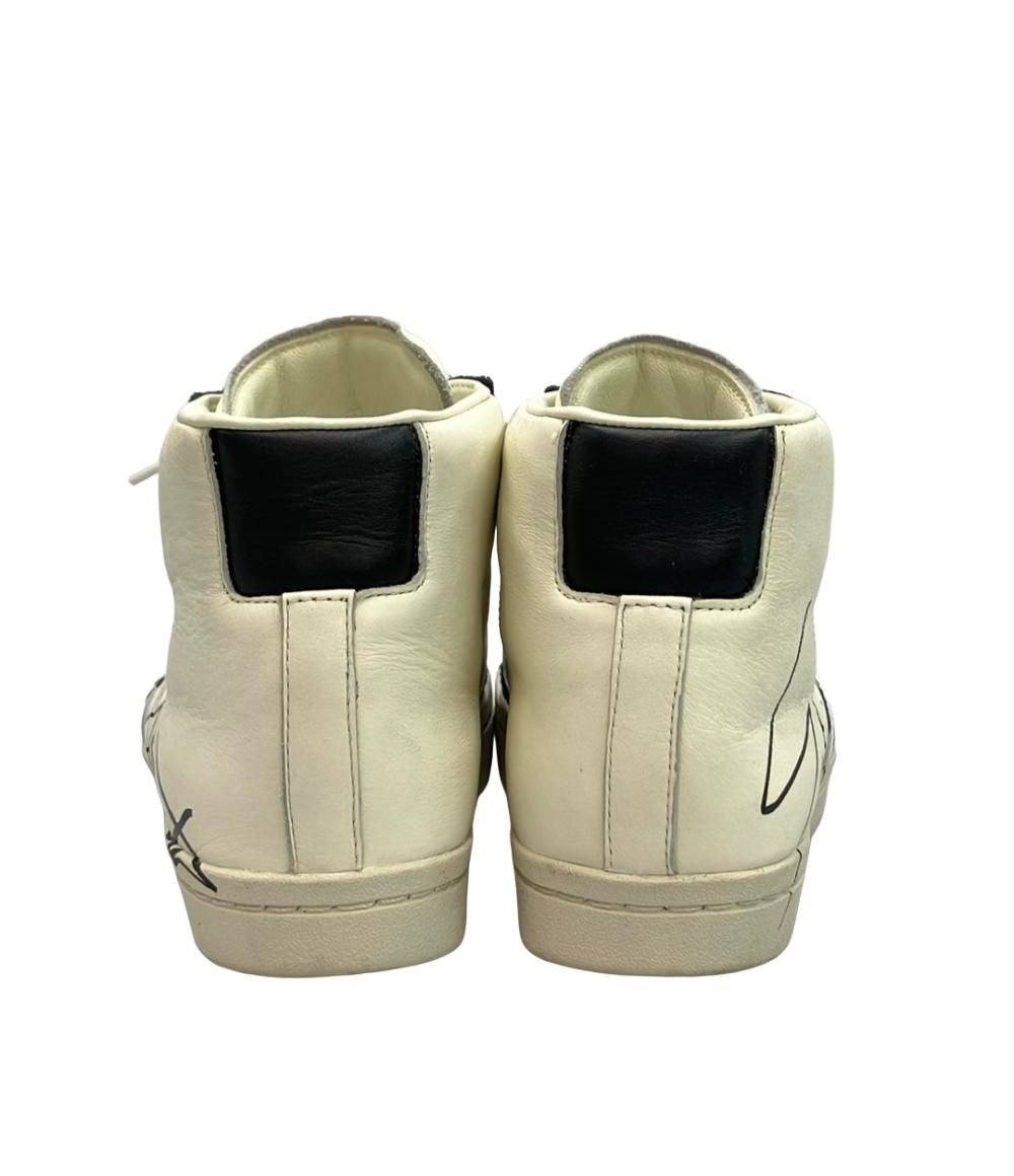 ハイカットスニーカー