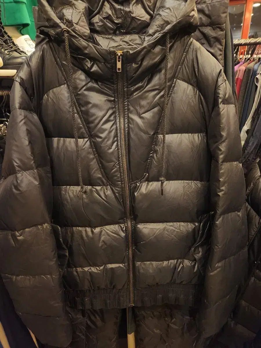 DIESEL ディーゼル Black G ブラック ダウン