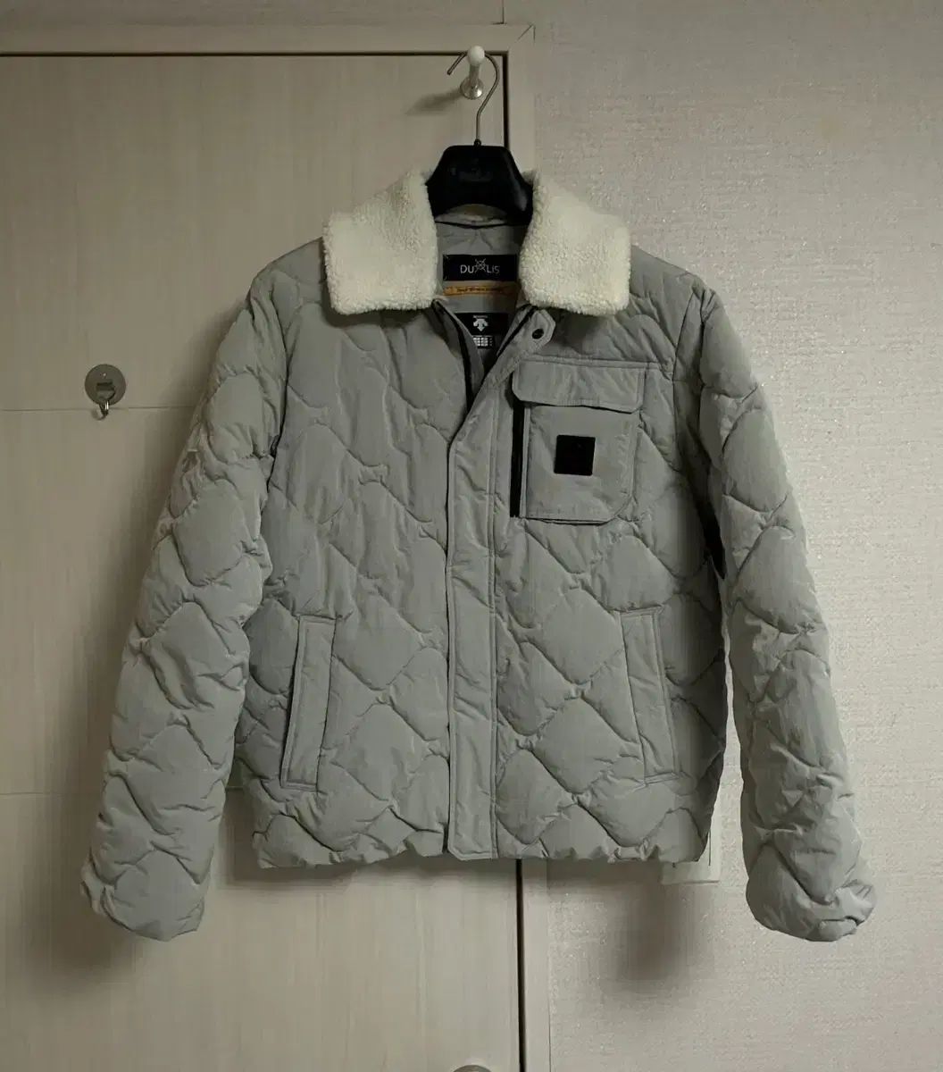 DESCENTE DUALIS 듀얼리스 ネック トリミング ダウンジャケット