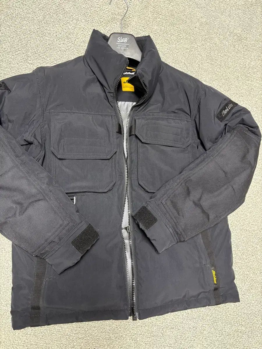 ボールディスト プロマロフト ダウン M