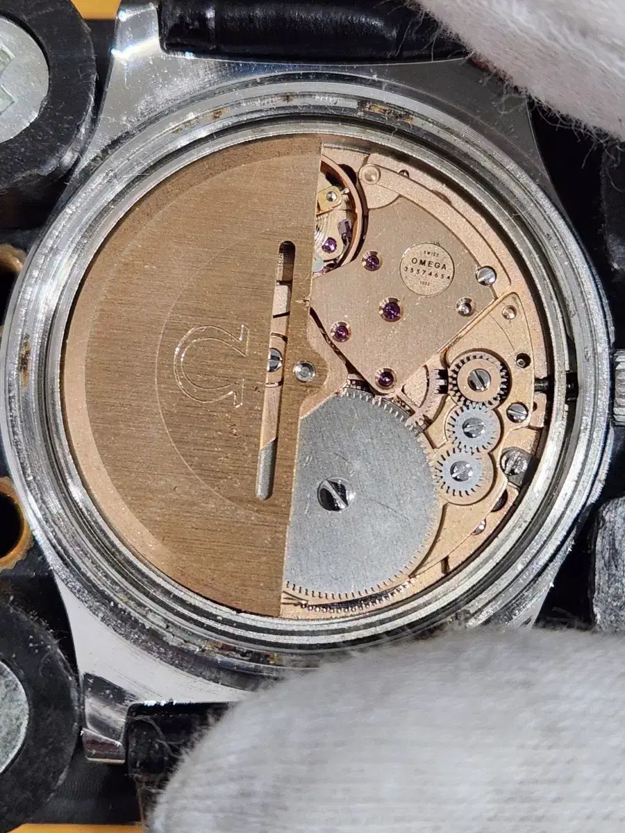 オメガ ジェネーブ