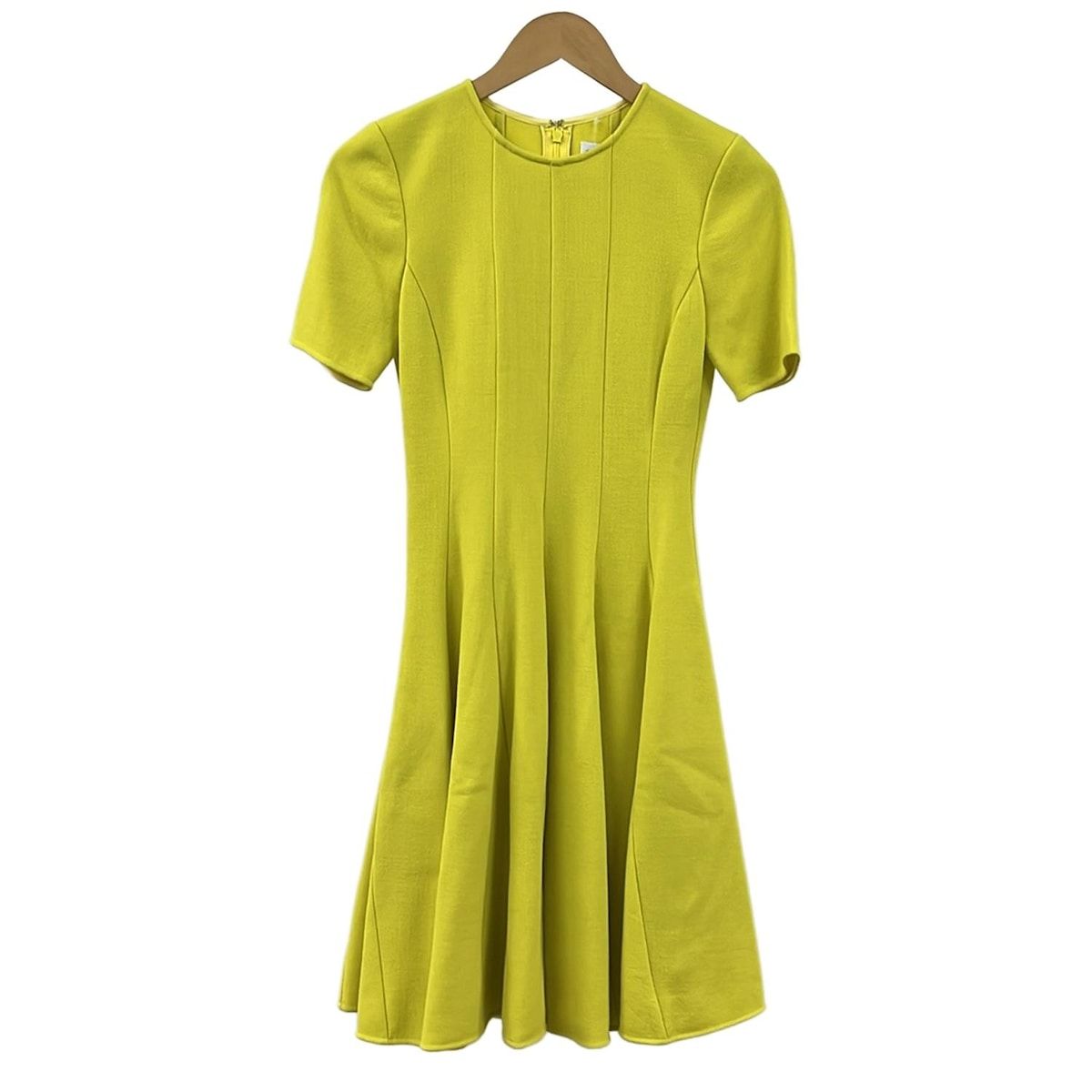 Oscar de la Renta オスカーデラレンタ ワンピース サイズ0 XS レディース - マスタード 半袖|クルーネック