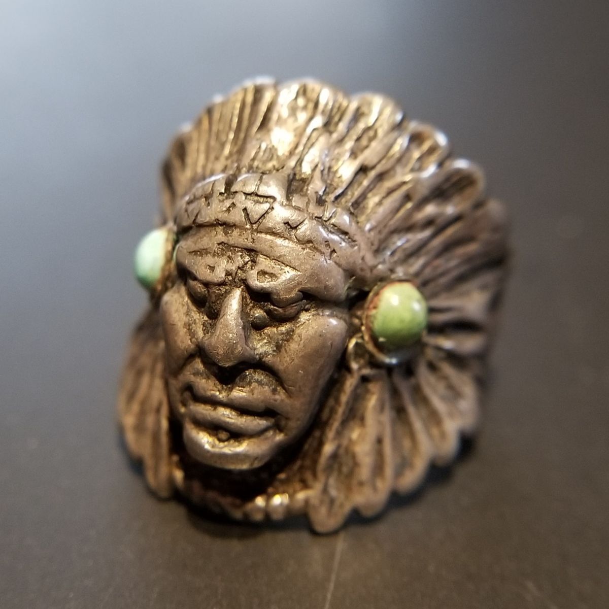 インディアンヘッド チーフ先住民 立体彫刻 925 シルバー ヴィンテージ リング 銀細工 重厚感 ウォーボンネット Native American R 14-N