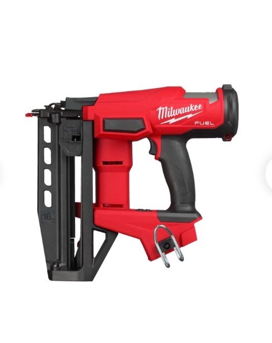 ストレートフィニッシュネイラーミルウォーキー milwaukee