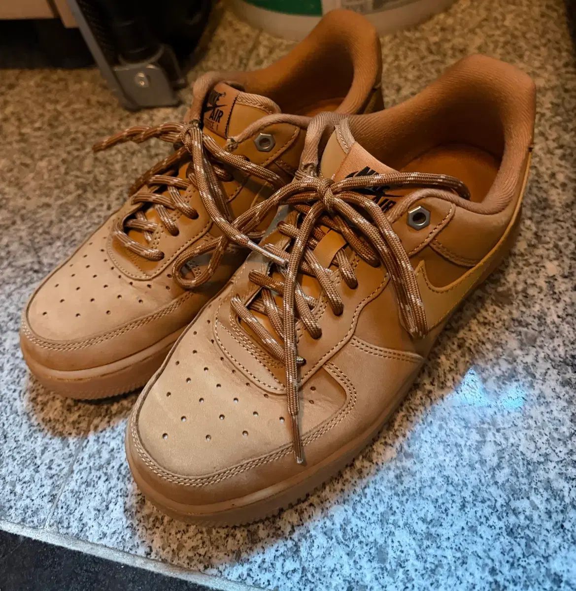 245 ナイキ エアフォース1 テンジャン