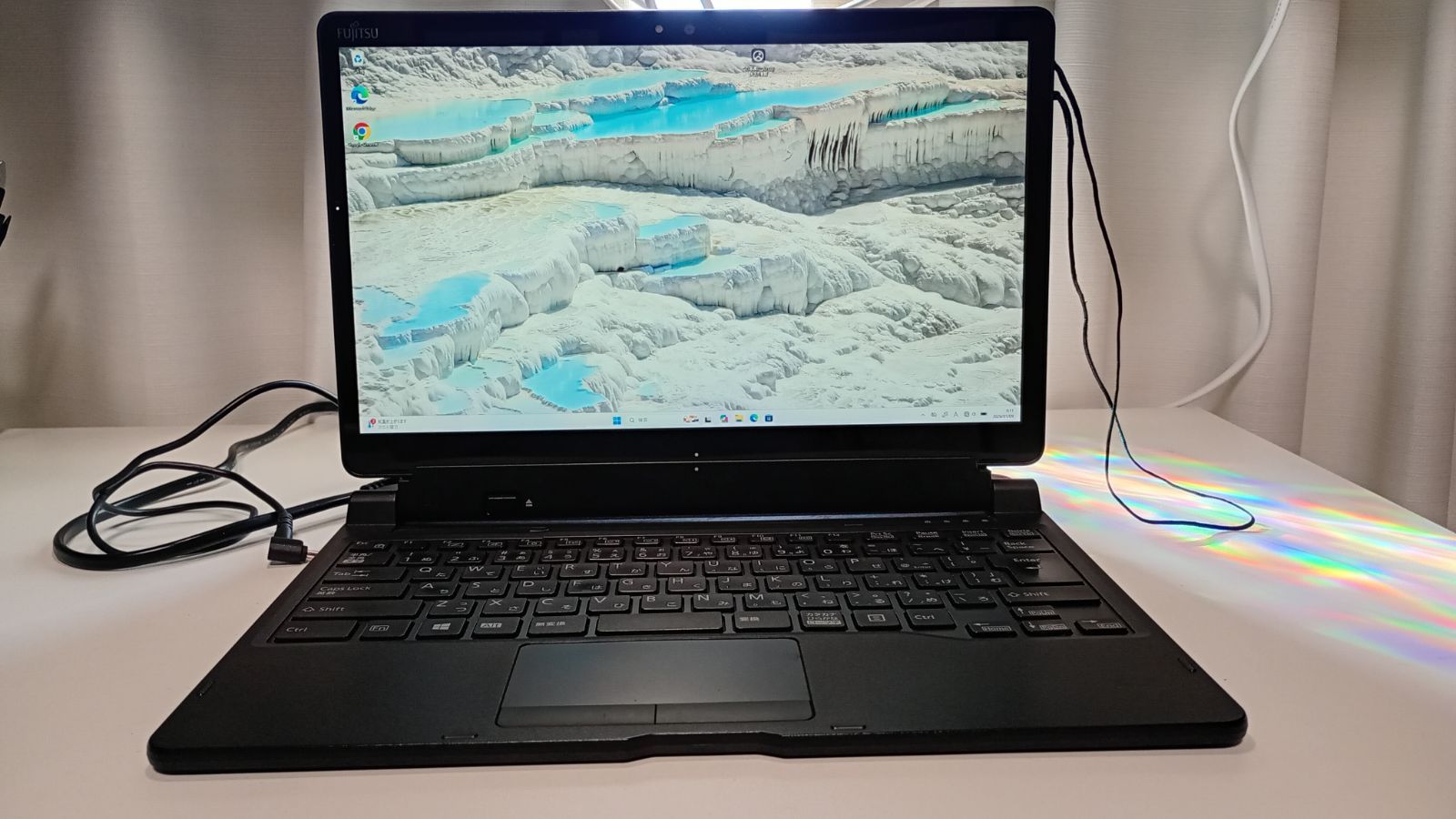 管50701-45 WIN 11 25 H 2 富士通 タブレットＰＣ Q 738|SB CPU I 5-8350 U SSD 128 GB メモリー 8 キーボード上部割れあり