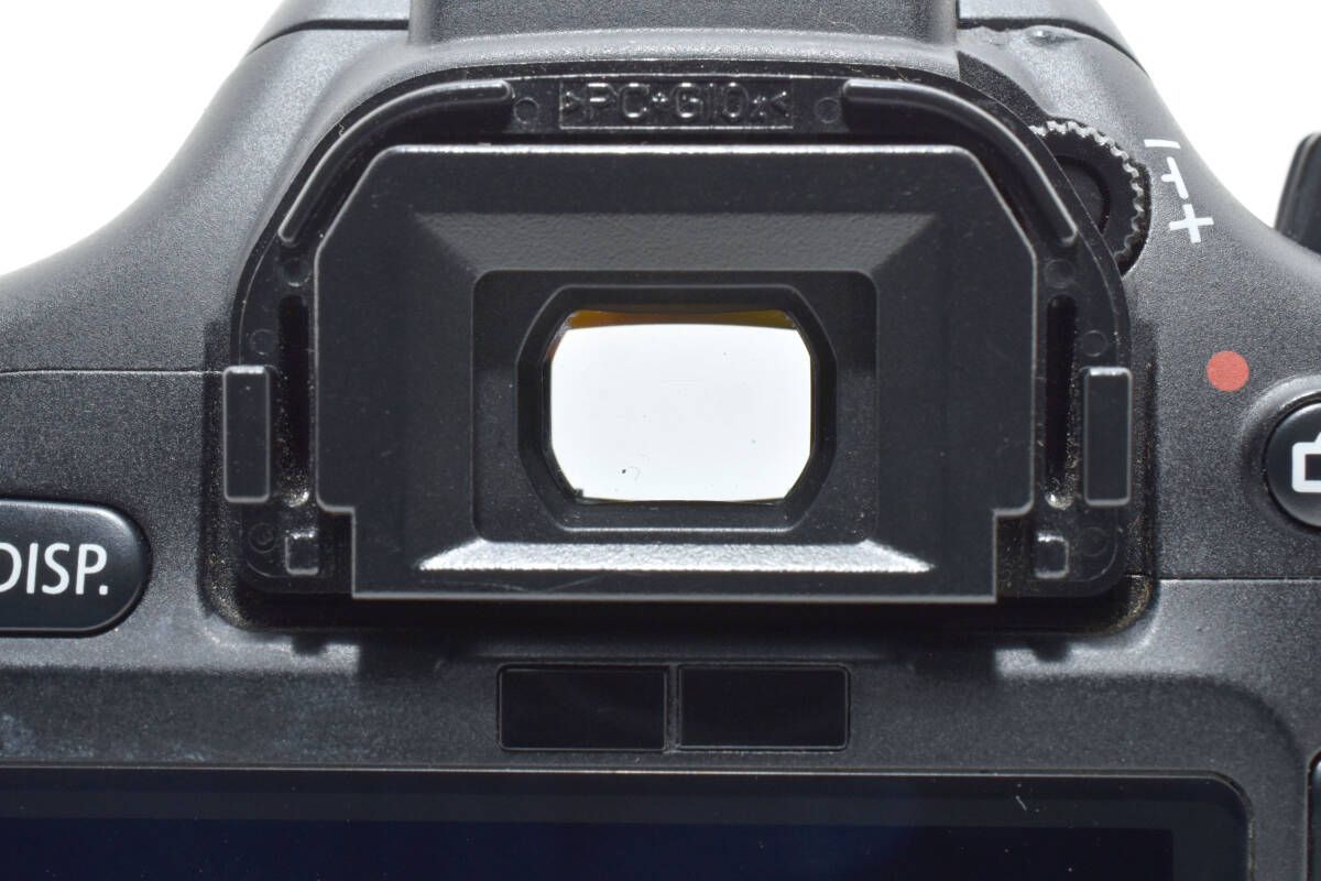 デジタル一眼レフカメラ L