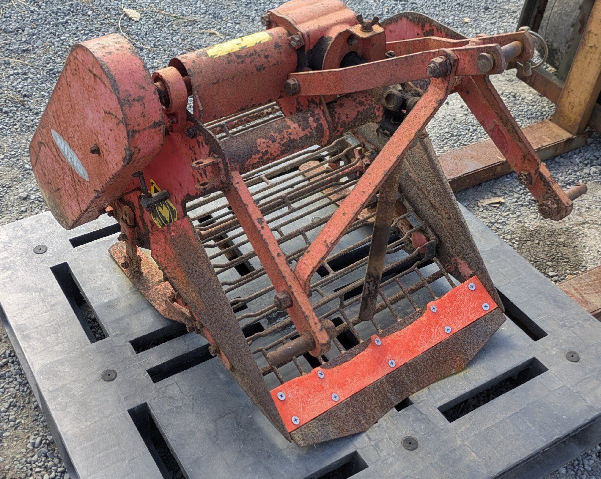 ニプロ松山 トラクター用堀取機D 551 3点リンク