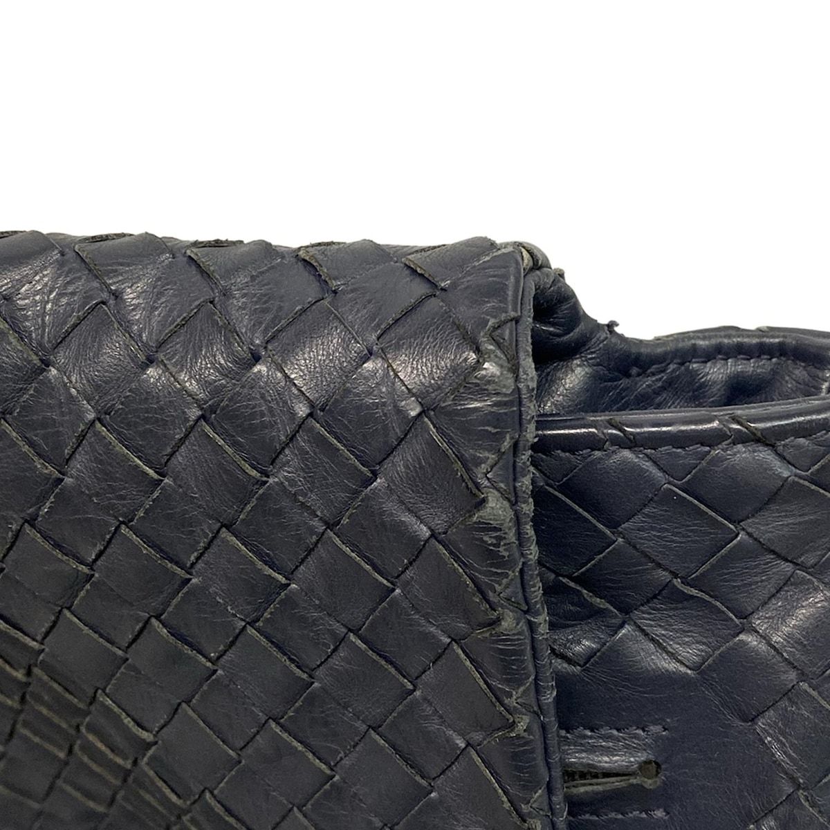 BOTTEGA VENETA(ボッテガヴェネタ) ショルダーバッグ イントレチャート