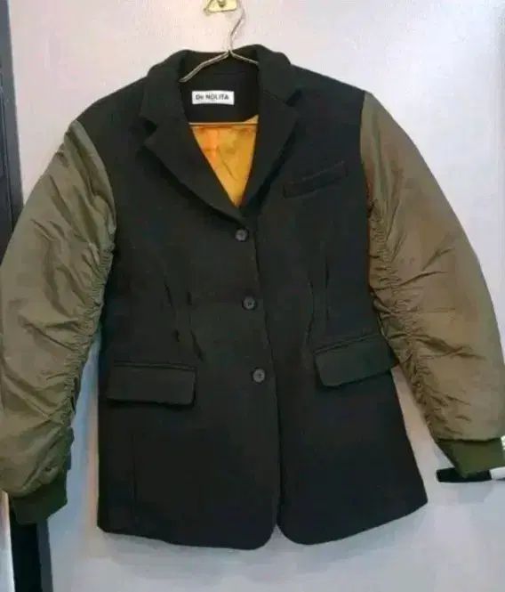 パイロットジャンパー Free!サイズ 着るととてもかっこよくてきれいです