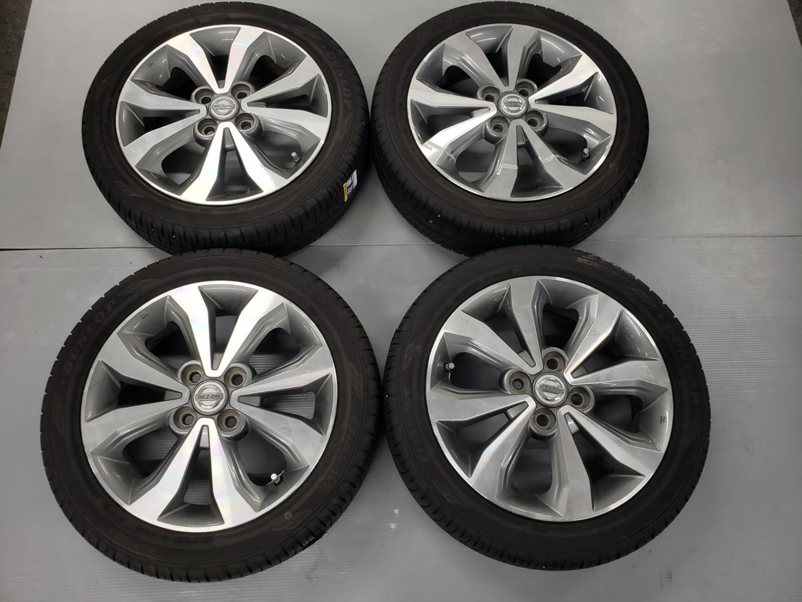 ◎ 日産 デイズルークス B 21 A 15 in 4.5 J 46 100|4 H ダンロップ EC 204 165|55 R 2025年製 三菱 EKスペース EKワゴン SAKURA