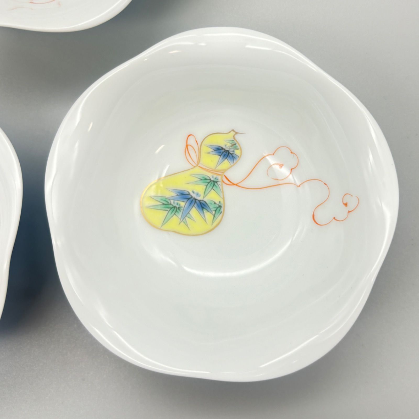 【値下げ】深川製磁 小鉢 花ひょうたん 皿 箱付　5皿セット　新品未使用 深川製磁 小鉢 花ひょうたん 皿 箱あり キッチン・食器