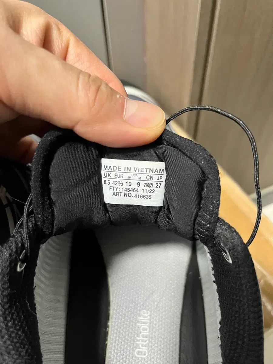 SALOMON ブラック エボニー gtx 270