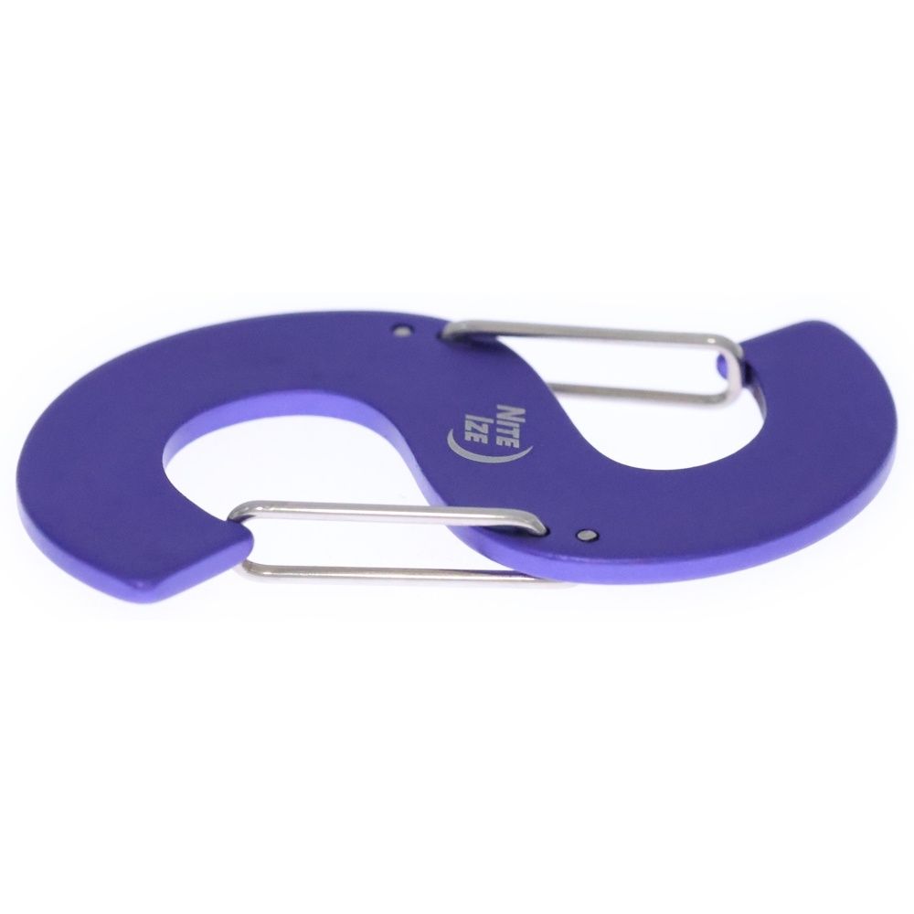 SUPREME シュプリーム