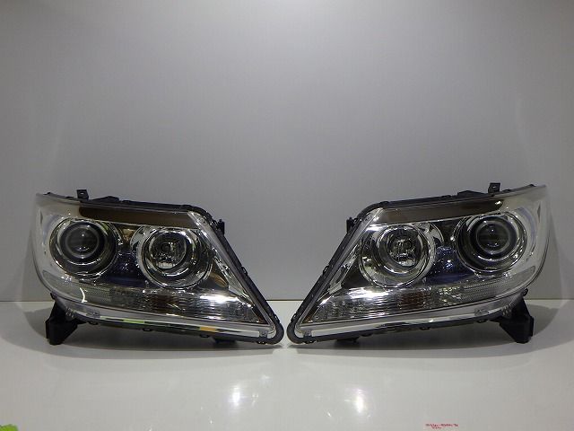 エリシオン プレステージ ヘッドライト左右 HID RR 後期 P7040 J1 RR1