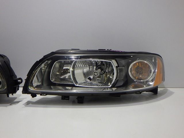 V70 ヘッドライト左右 HID SB5244W 30698854/30698850 ボルボ