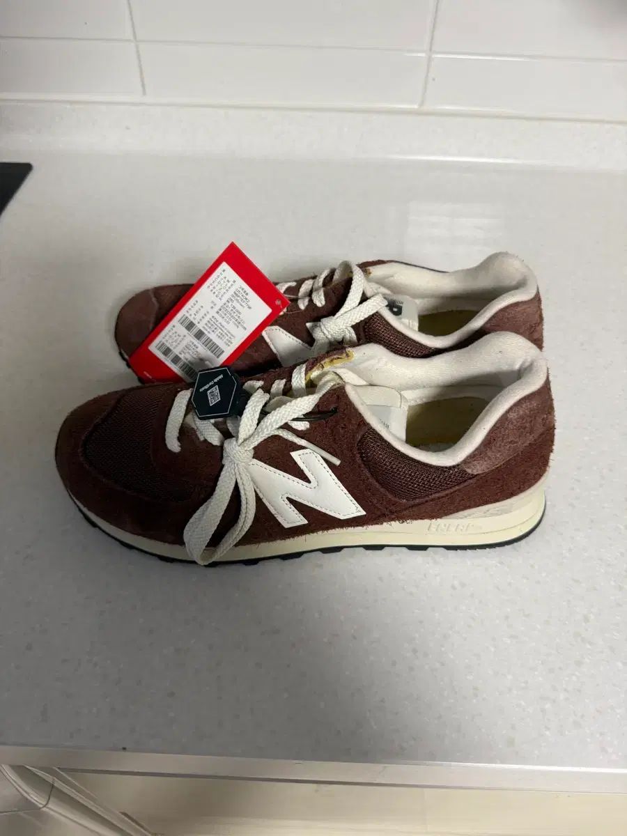 ニュー ンス 574 ブラウン 285