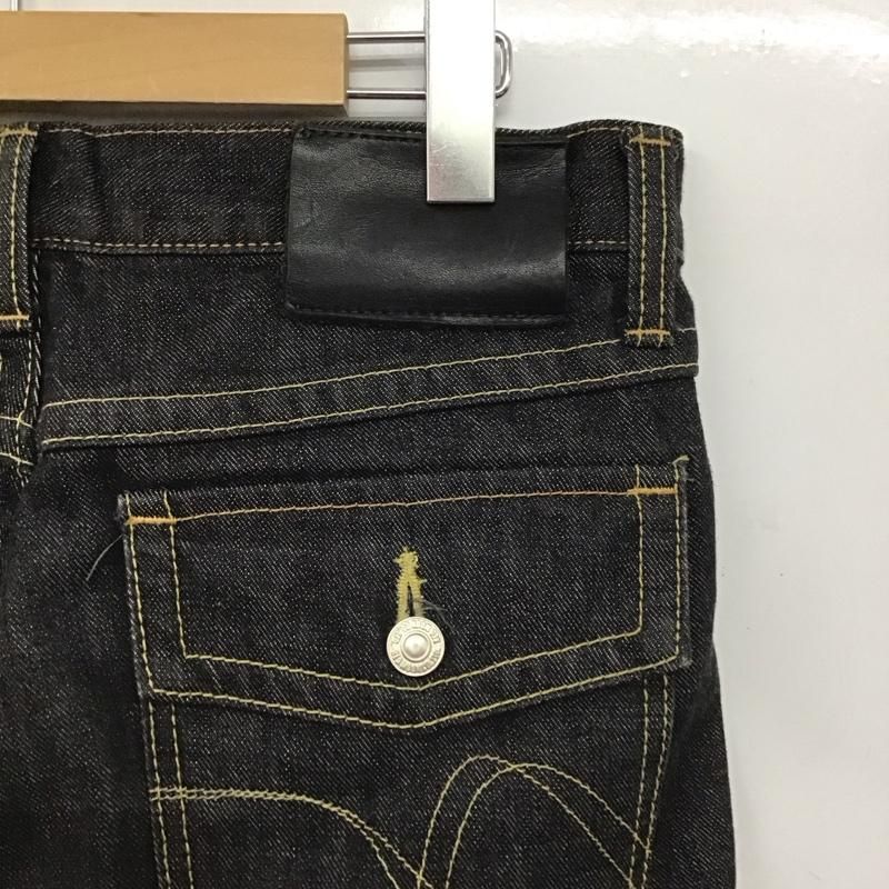 カジュアルパンツ