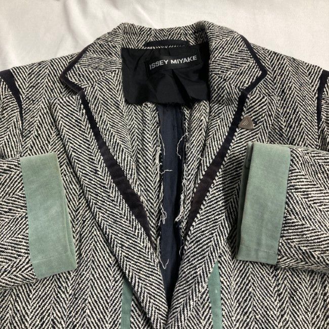 ISSEY MIYAKE テーラードジャケット ウールジャケット アウター