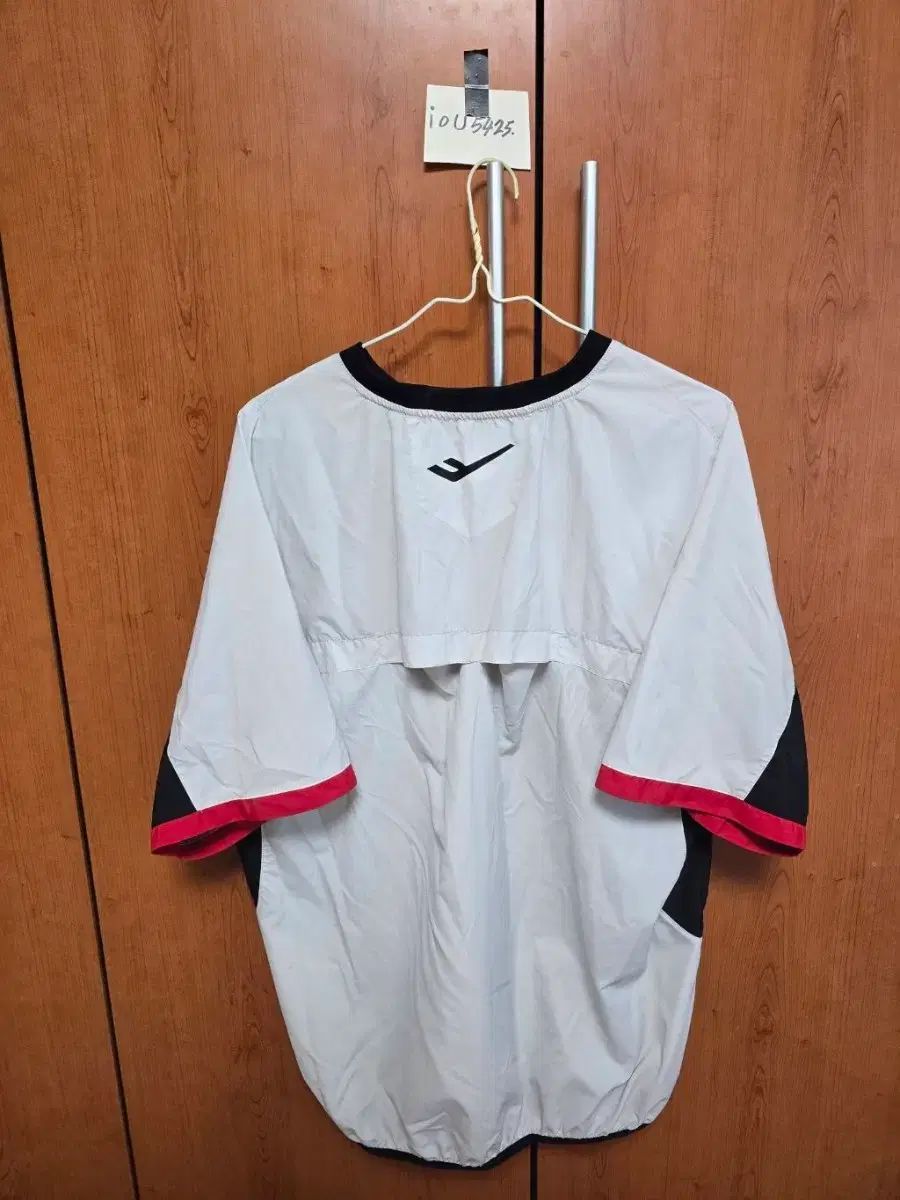 LGツインズ 選手用支給用 ウィンドブレーカー 商品