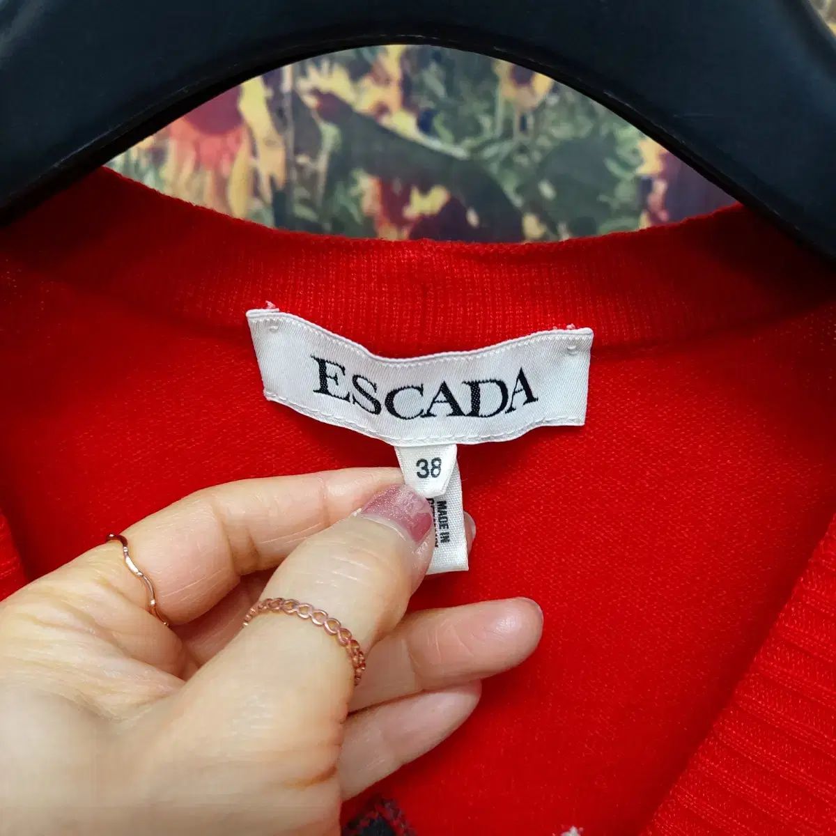 ESCADA(エスカーダ) カーディガン レディース 66サイズ 6a6 - メルカリ