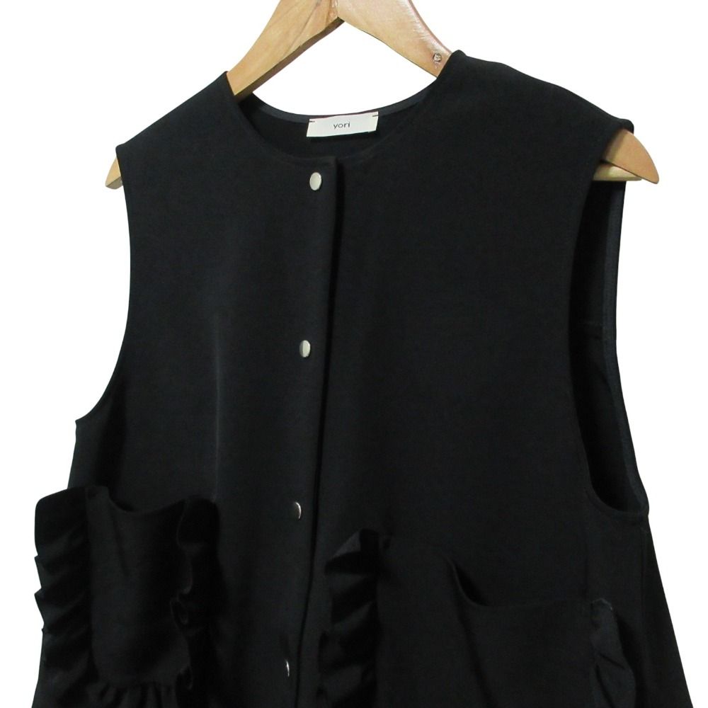 美品 24SS yori ヨリ ポケットフリルジレ ベスト YR25-24004SP サイズF
