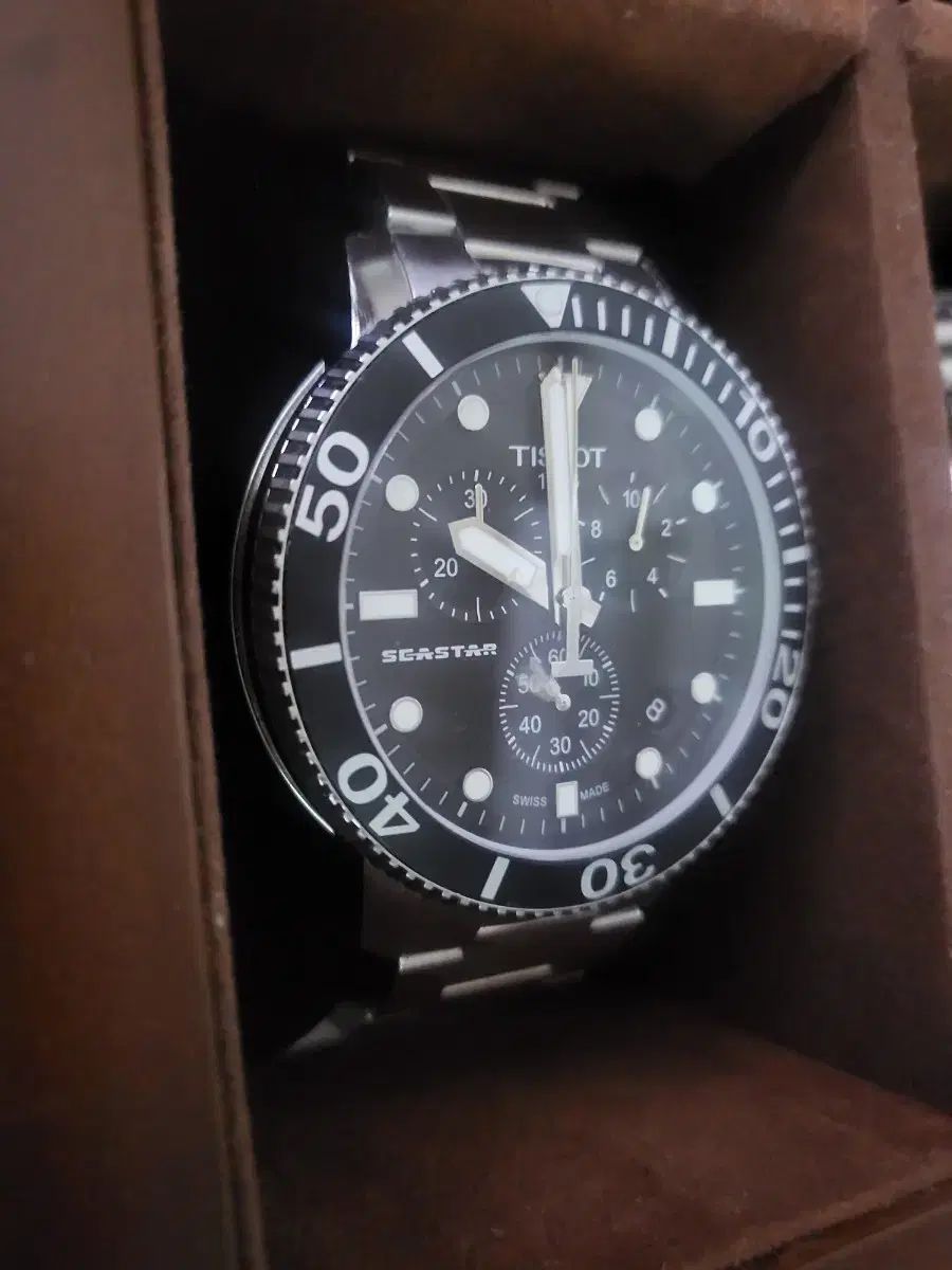 TISSOT ティソ シースター ブラック メタル Tシャツ