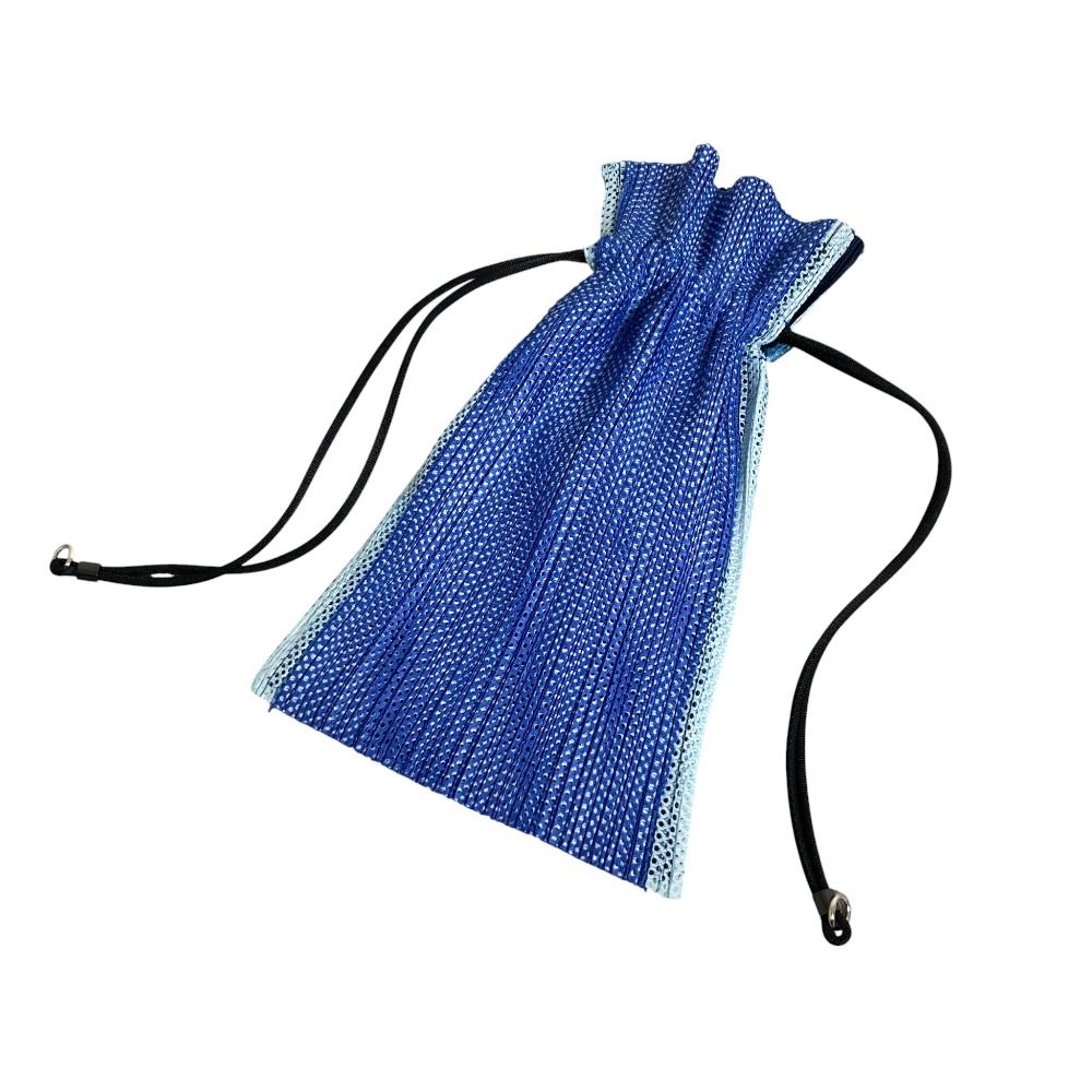 PLEATS PLEASE プリーツプリーズ イッセイミヤケ 巾着ポーチ ハンドバッグ ブルー レディース 古着