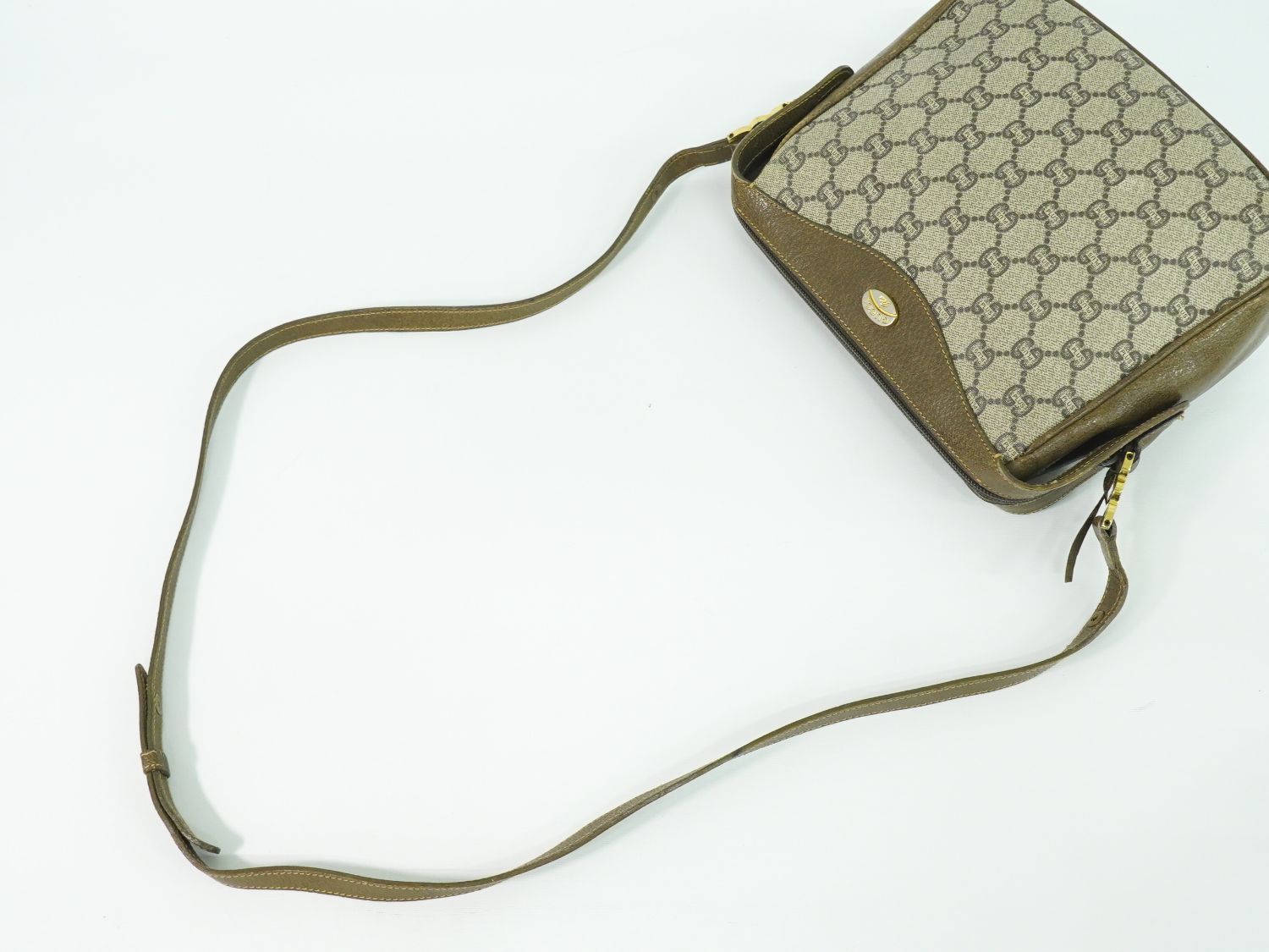 GUCCIグッチ オールドグッチ GGスプリーム ショルダーバッグ 89.02.018