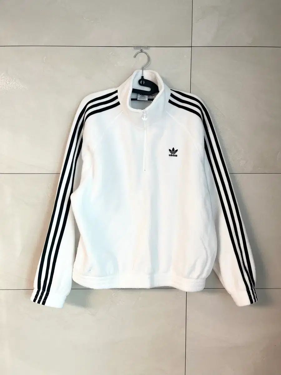 アディダス ファイヤーバード フリース 白 M