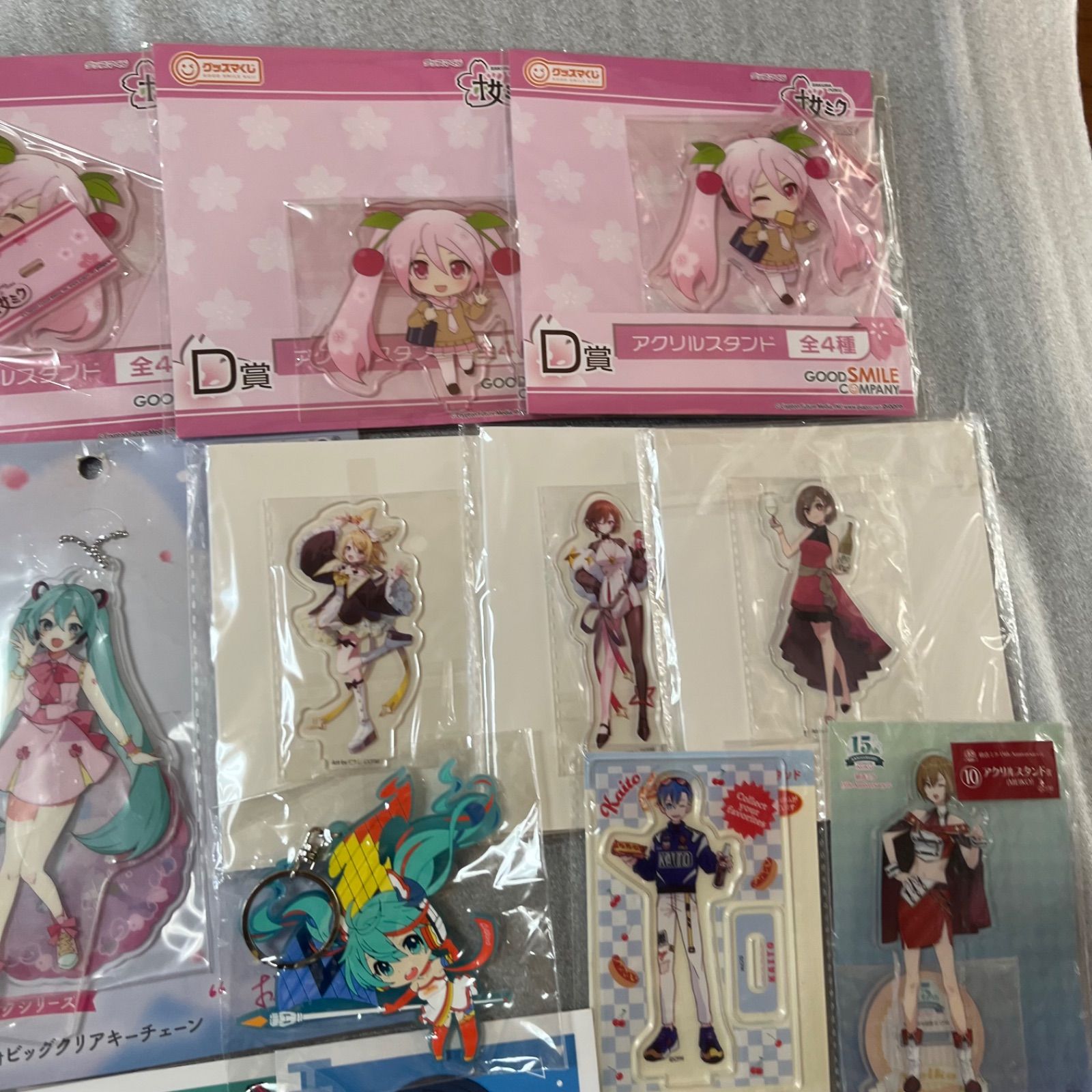 プロセカ プロジェクトセカイ 初音ミク KAITO MEIKO アクリルスタンド