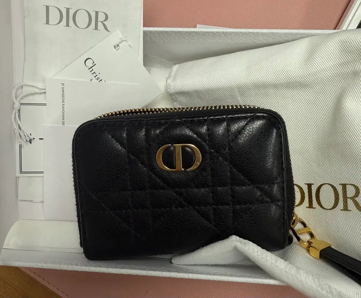 ディオール カルロ