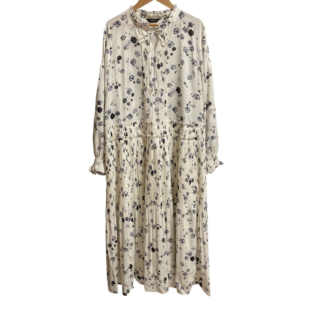 インゲボルグ パールカメリアpt.ワンピース A 2243 FA 453 サイズ4 ホワイト レディース 古着