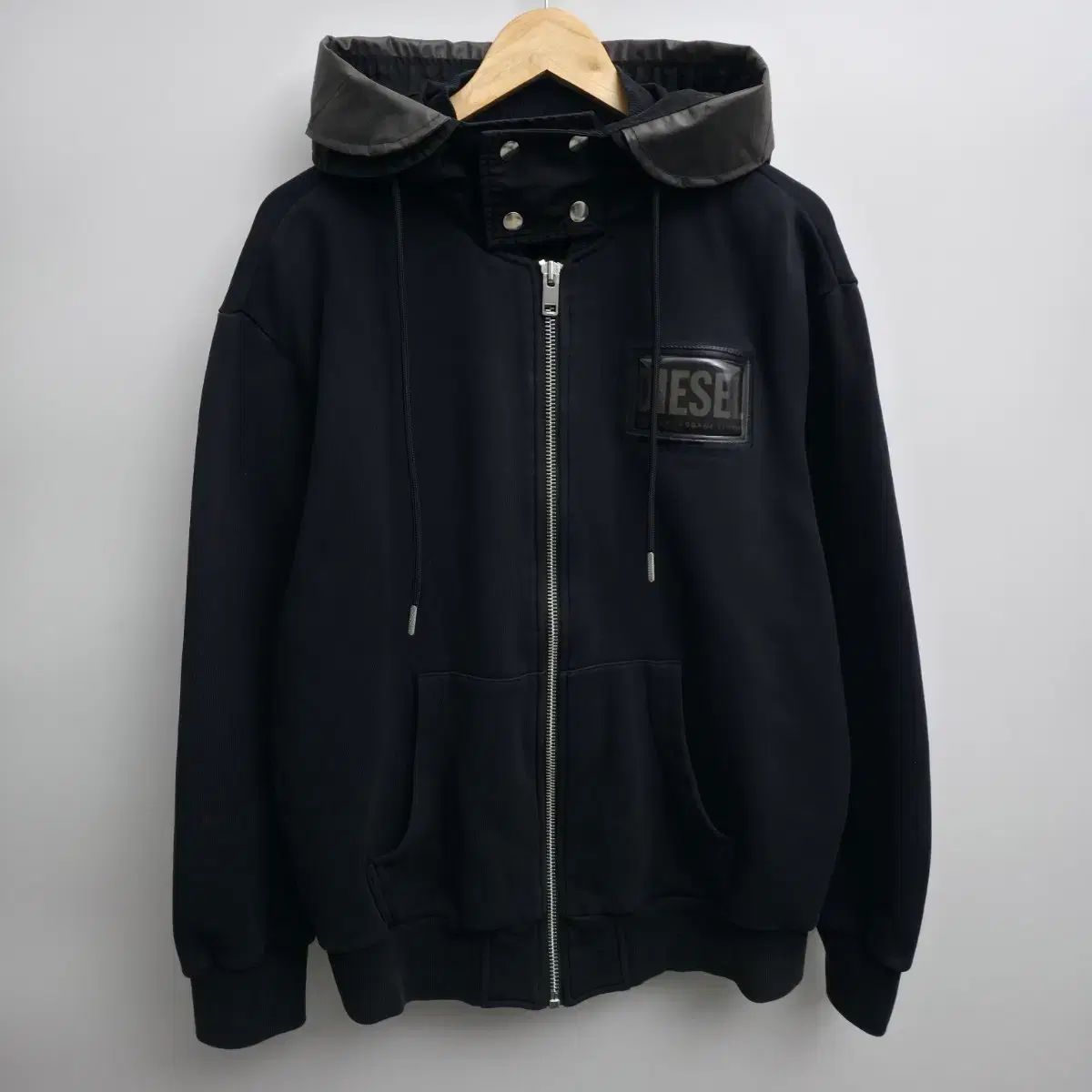 L DIESEL ロゴ ブラック フードジップアップ パーカー トップス 【公式 