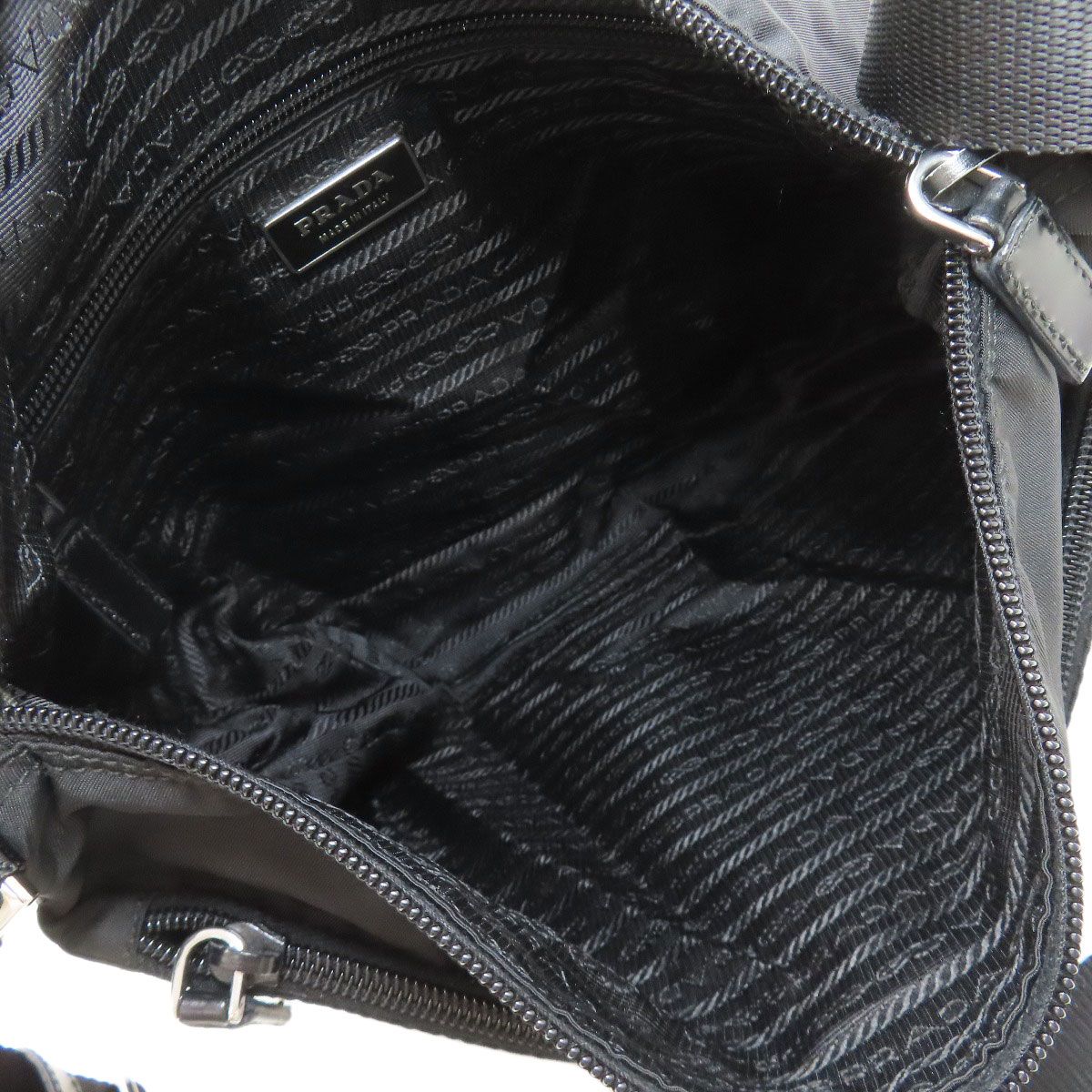 PRADA プラダ ロゴ金具 ショルダーバッグ ナイロン レディース [中古